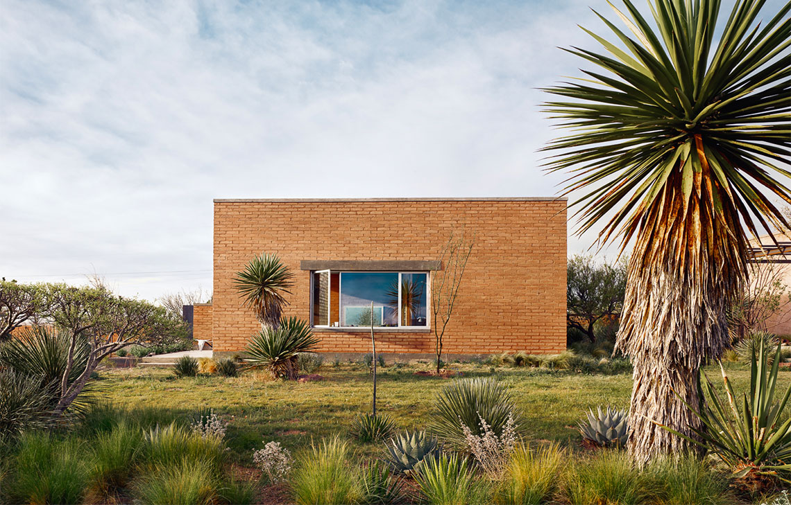Marfa Suite, by DUST Architects