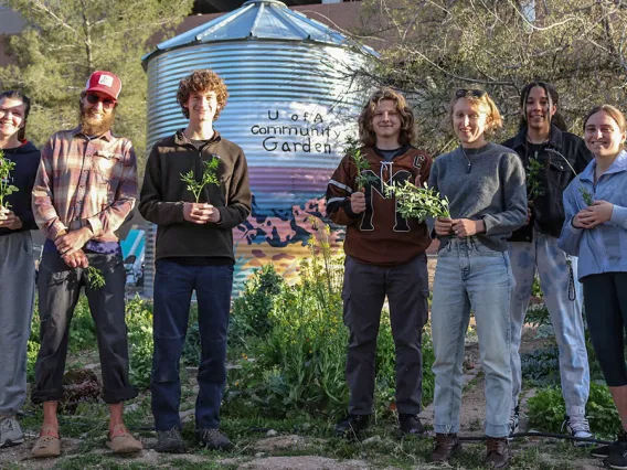 SBE faculty and students in the UArizona Community Garden