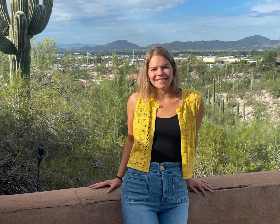 picture of Sarena Rabinowitz at tumamoc hill