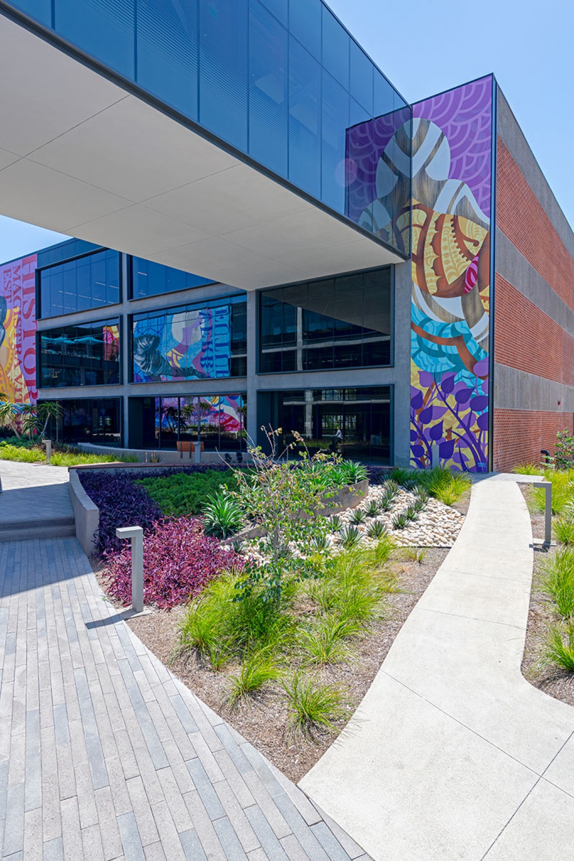 AMP&RSAND Modern Workspace Campus, by Lynn Capouya, Inc. Landscape Architects
