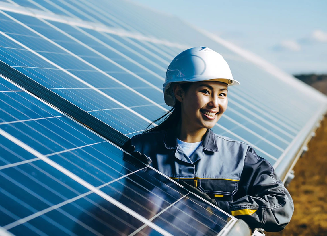 Student with student photovoltaics