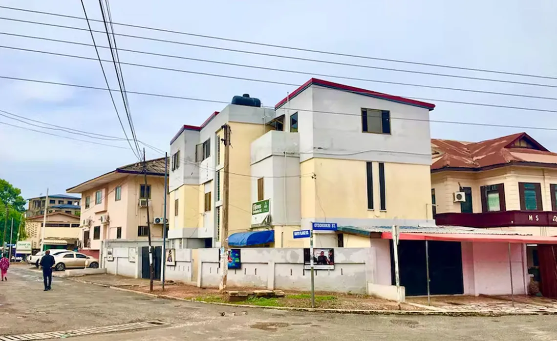 Ghana street and residences